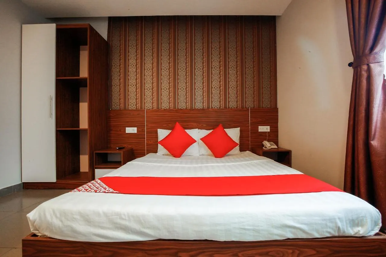 **  Oyo 491 Truong Sa Hotel Da Nang Vietnam