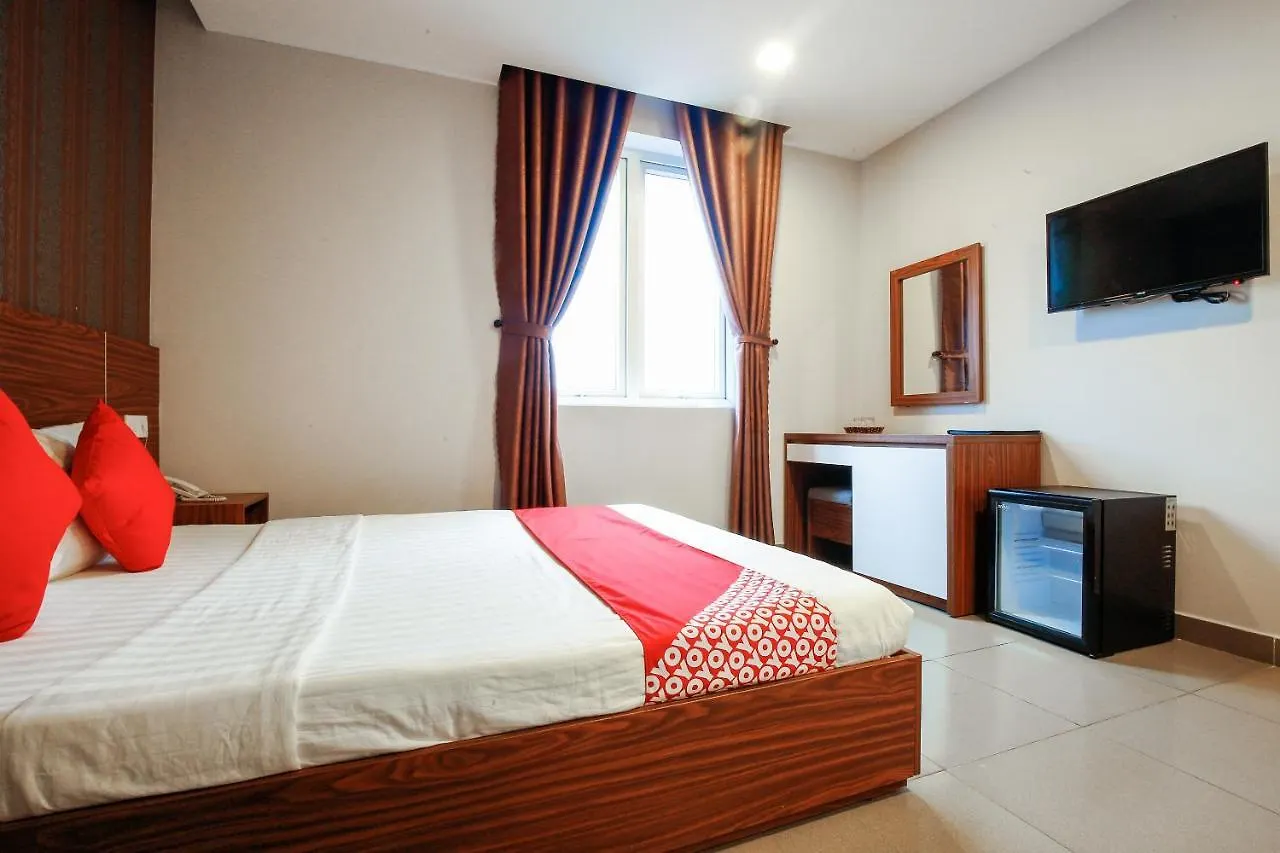Oyo 491 Truong Sa Hotel Da Nang